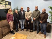 Indicação de Recursos: Assessor do Deputado Ronaldo Santini e Valdir Pomatti visitam o município