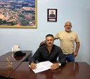 Jonei Merib toma posse como Vereador, passando a integrar o quadro do Poder Legislativo Municipal