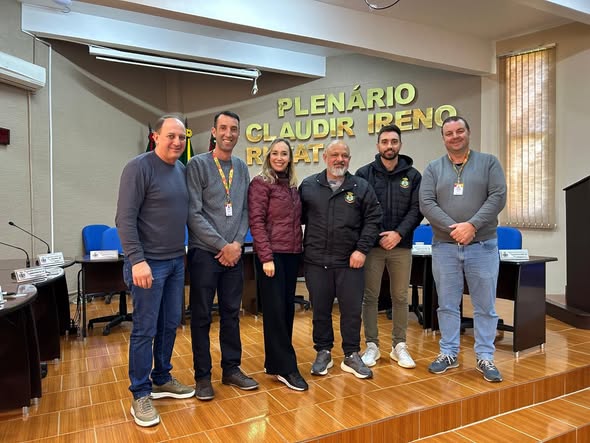 Visita de importantes lideranças e representantes estaduais na Câmara Municipal de Vereadores