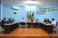 Vereador Solicita que seja feita uma academia ao ar livre na sede do Assentamento 25 de Novembro.